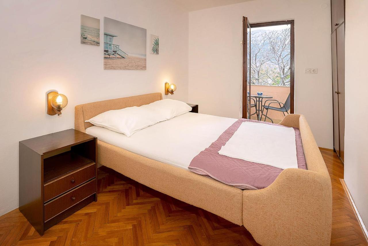Apartmani Ana Juranic Jurandvor Exterior photo